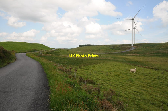 Photo 6"x4" Wind turbines on Mynydd Rhos-fach Hendre\/SN9799 c2018 P1