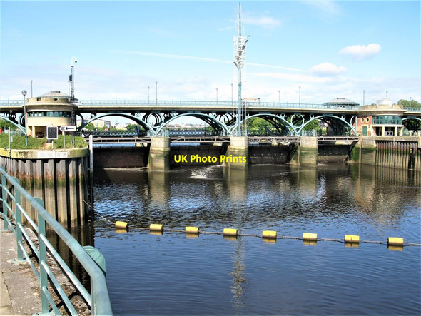 Photo 6"x4" Tees Barrage Portrack c2018
