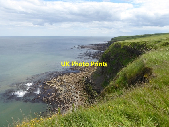 Photo 6"x4" Cliffs near Gnipe Howe Farm High Hawsker c2018