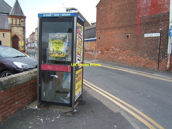 Photo 6"x4" Telephone kiosk on Quay Road, Bridlington Bridlington c2018