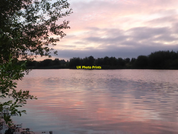 Photo 6"x4" Gravel Pit at dawn Long Eaton c2018