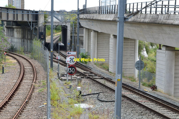 Photo 6"x4" Railway complexity at Northfleet Northfleet c2018