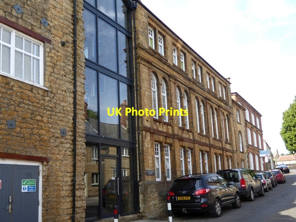 Photo 6"x4" The Pyjama Factory and the Shirt Factory in Abbey Street Crewkerne c2018