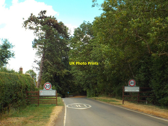 Photo 6"x4" Main Street, Hannington Hannington\/SP8171 c2018