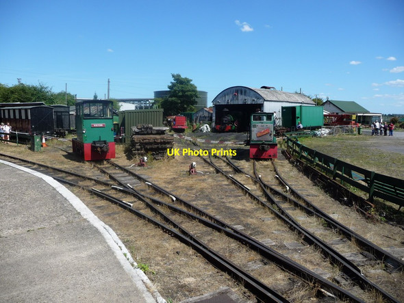Photo 6"x4" Sittingbourne and Kemsley Light Railway Tonge Corner c2018