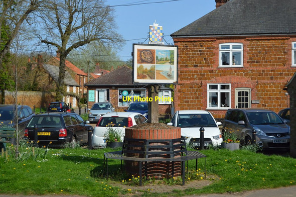 Photo 6"x4" Snettisham Village Sign Snettisham c2018