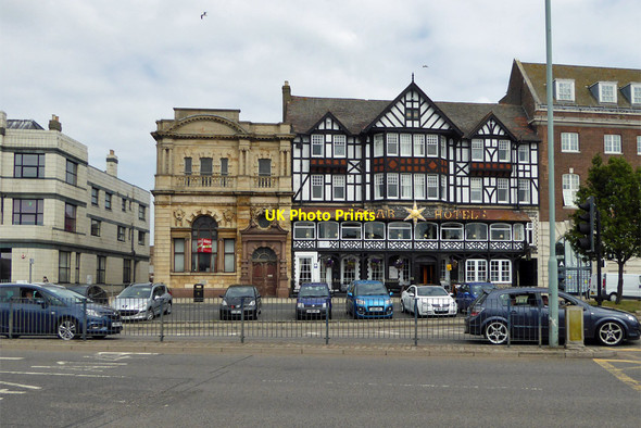 Photo 6"x4" Former bank and Star Hotel, Great Yarmouth Great Yarmouth c2018