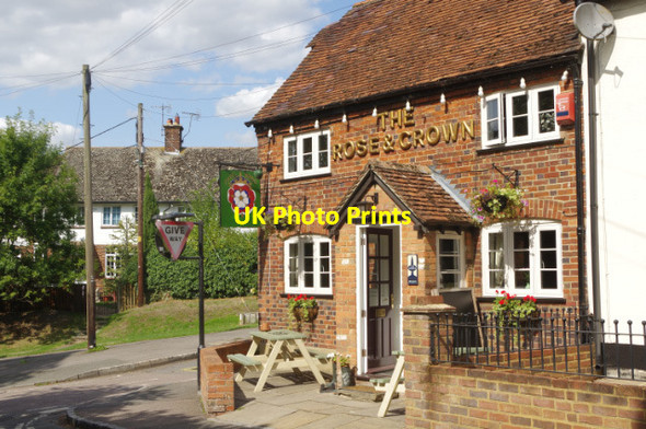 Photo 6"x4" The Rose and Crown, Ivinghoe Greatgap c2018