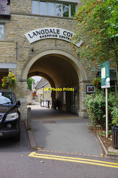 Photo 6"x4" Entrance arch to Langdale Court Shopping Centre, Witney, Oxon Witney c2018