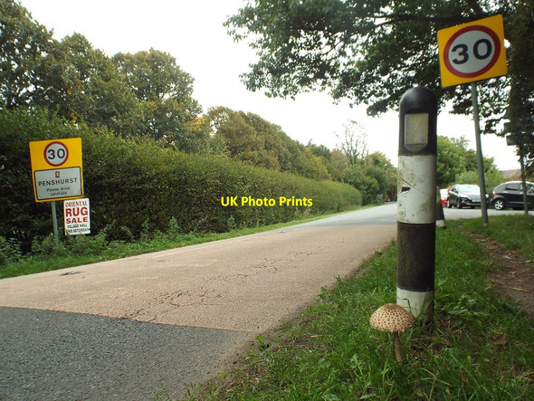 Photo 6"x4" B2176 entering Penshurst Penshurst c2018