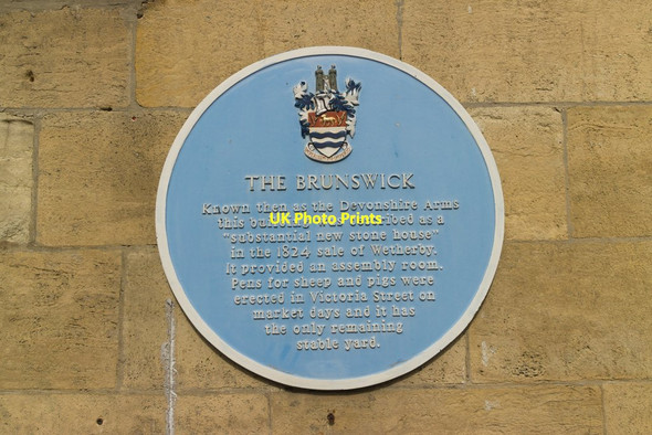 Photo 6"x4" Blue plaque, The Brunswick Wetherby c2018