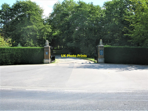 Photo 6"x4" Entrance to Leeds Castle Ashbank\/TQ8253 c2018