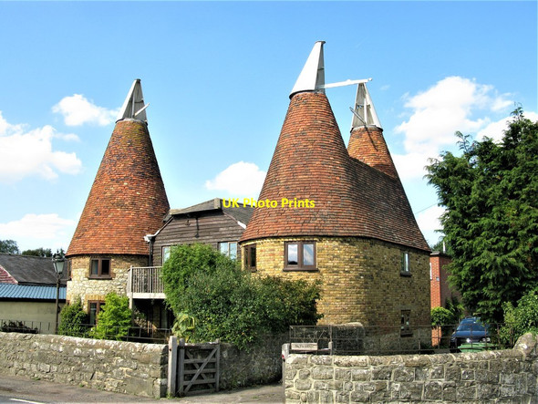 Photo 6"x4" Oast House, Tilts Farm, Boughton Monchelsea Cock Street\/TQ7750 c2018