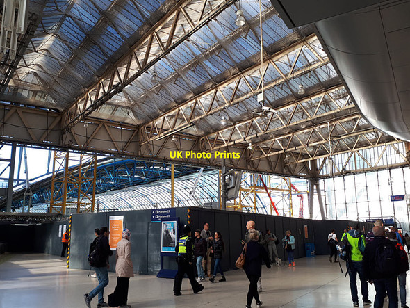 Photo 6"x4" Waterloo Eurostar terminal under conversion London c2018