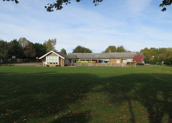 Photo 6"x4" Elsworth Primary School Elsworth c2018
