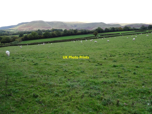 Photo 6"x4" Farmland and the Black Mountains Talgarth\/SO1533 c2018