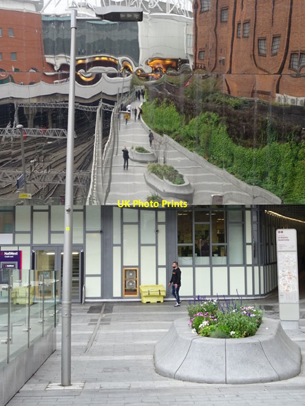 Photo 6"x4" Walkway to New Street Station Birmingham c2018