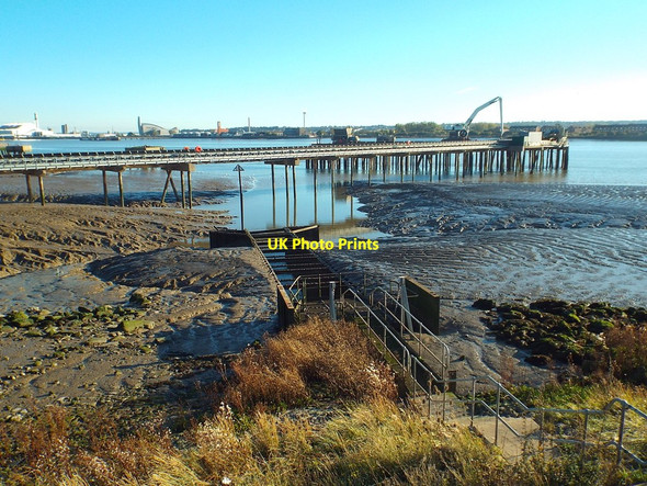 Photo 6"x4" Sluice near Dagenham Dagenham c2018