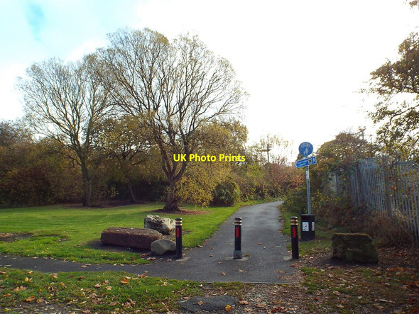 Photo 6"x4" Path near South Hylton Castletown\/NZ3558 c2018