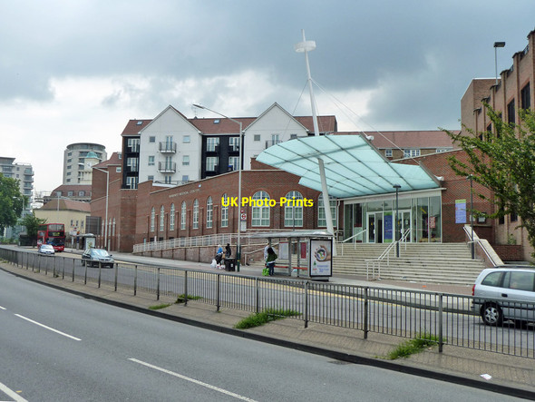 Photo 6"x4" Mawney Medical Centre and entrance to Romford Shopping Hall Romford\/TQ5289 c2011