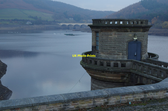 Photo 6"x4" Ladybower Reservoir Ashopton c2018