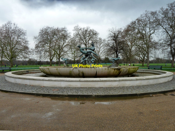 Photo 6"x4" Joy of Life Fountain, Hyde Park Westminster c2011