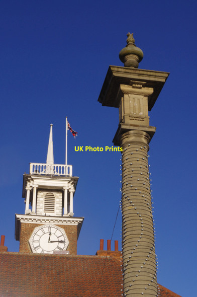 Photo 6"x4" Stockton Town Hall and Market Cross Stockton-on-Tees c2018