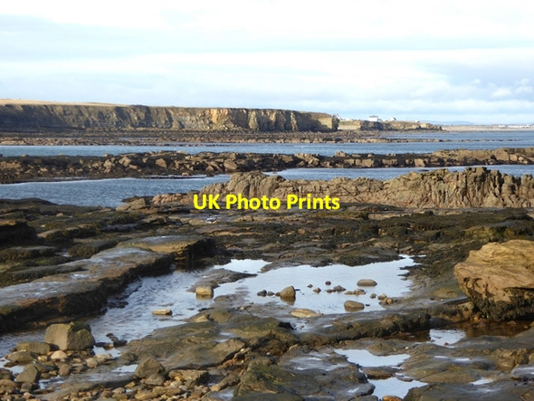 Photo 6"x4" Rocky shore and cliffs north of Curry's Point Whitley Sands c2019
