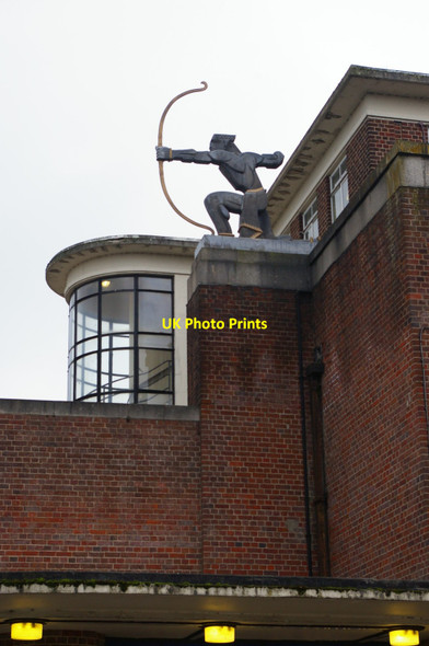 Photo 6"x4" East Finchley station: the archer sculpture Finchley c2017