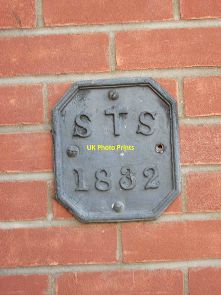 Photo 6"x4" Old Boundary Marker, Doughty's Hospital, Norwich Norwich c2014