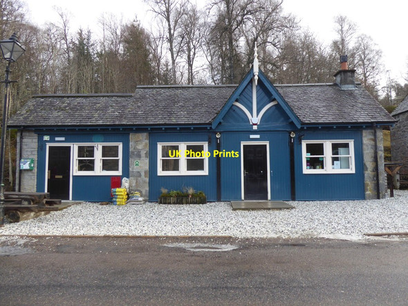 Photo 6"x4" Former Post Office and Cafe at Tomich Tomich\/NH3027 c2019