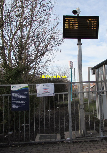Photo 6"x4" English electronic display at the entrance to Aberdare railway station Aberdare\/Aberdar c2019