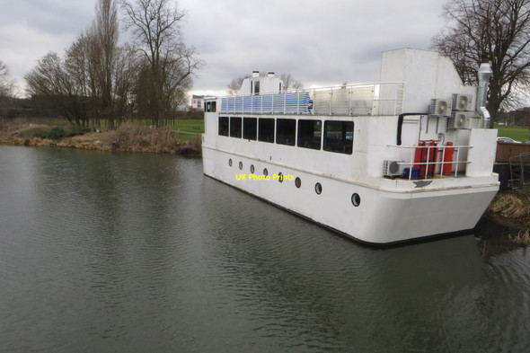 Photo 6"x4" Restaurant barge on the old Nene Northampton\/SP7561 c2019