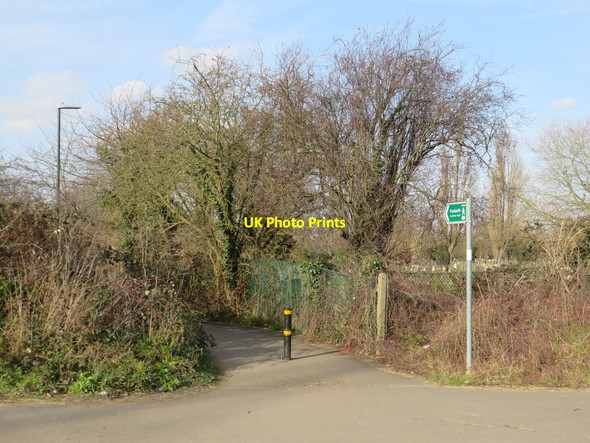 Photo 6"x4" Public footpath alongside Morden cemetery Morden\/TQ2568 c2019