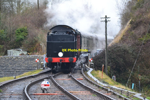 Photo 6"x4" Eastbound train arriving at Corfe Castle Corfe Castle c2019