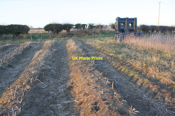 Photo 6"x4" Water tank in hedgerow in ploughed field Sandhills\/SP5607 c2019