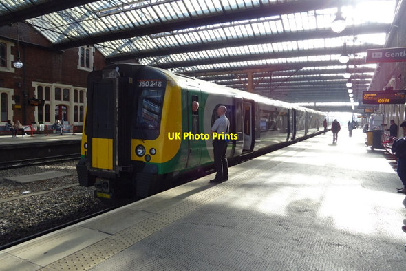 Photo 6"x4" Stoke-on-Trent Station Stoke-on-Trent c2019