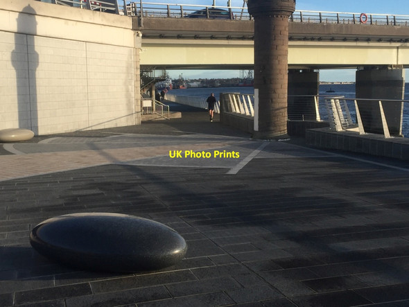 Photo 6"x4" Waterfront, Dundee Craigie\/NO4231 c2018