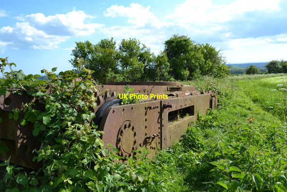 Photo 6"x4" Churchill Tank at Kithurst Hill, West Sussex Cootham c2014