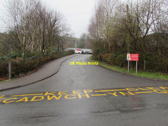 Photo 6"x4" Entrance to Nant y Parc Primary School, Senghenydd  Parc Mawr c2019
