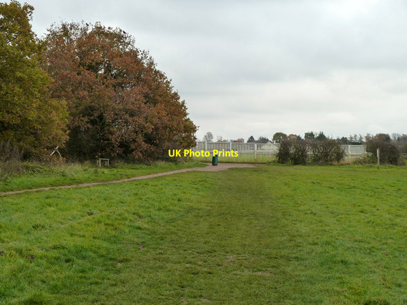 Photo 6"x4" End of a starting spur, Epsom racecourse Langley Vale c2010