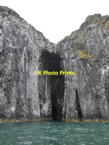 Photo 6"x4" Cliffs and cave on the west coast of the Isle of May Tarbet Hole c2019
