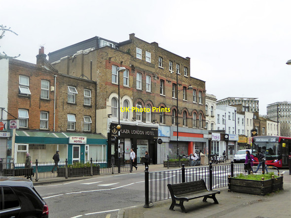 Photo 6"x4" Hotels on Roman Road, E2 Bethnal Green c2019