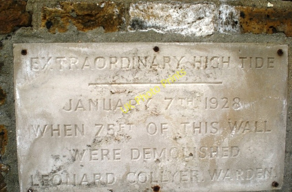 Photo 6"x4" Commemoration of an extraordinary high tide, Trinity Hospital, High Bridge SE10 Greenwich\/TQ3977 c2007