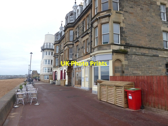 Photo 6"x4" Businesses on Portobello Promenade Craigentinny c2019