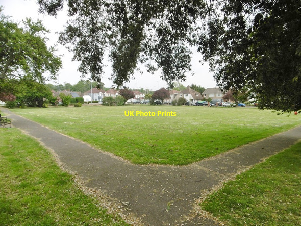 Photo 6"x4" Lancing, Manor Park Gardens North Lancing c2019