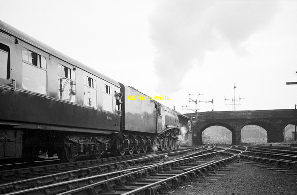 Photo 6"x4" Leaving Buchanan Street Station, Glasgow, 1965 Glasgow c1965