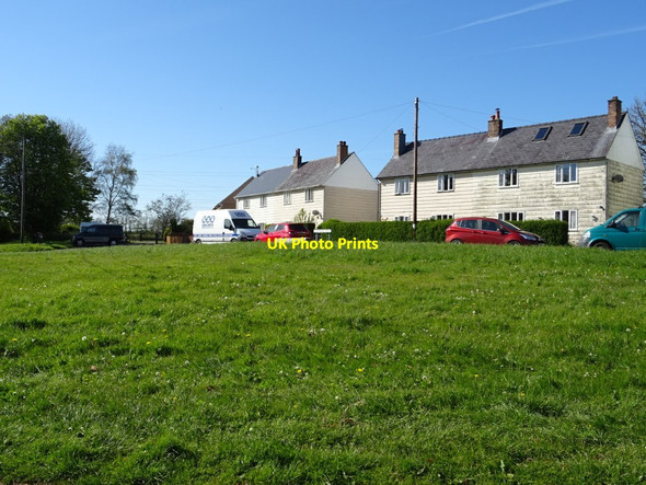 Photo 6"x4" Houses in Uzmaston Haverfordwest\/Hwlffordd c2019