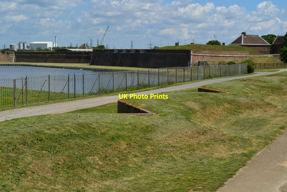 Photo 6"x4" Approaching Tilbury Fort from the west Tilbury c2019