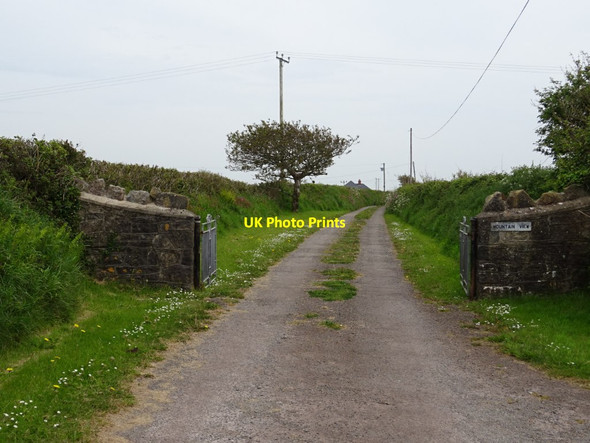Photo 6"x4" Entrance to Mountain View Pembroke\/Penfro c2019